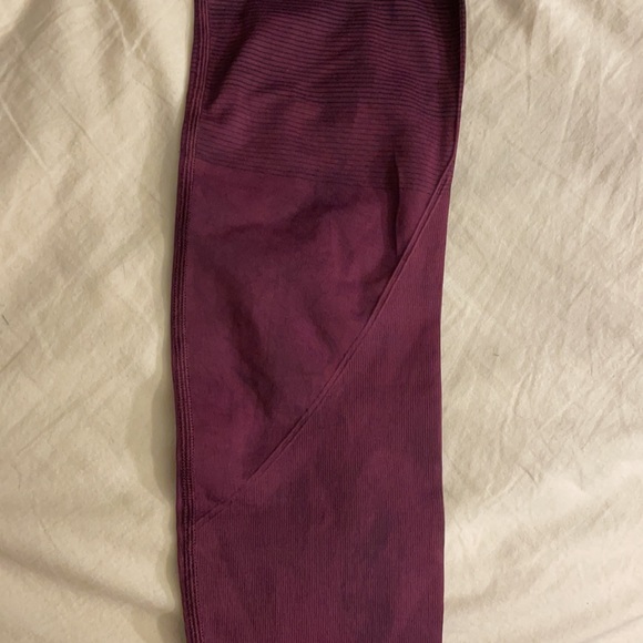 Lululemon Ebb to Train Tight - Marvel/Black Size 4 - Picture 9 of 9